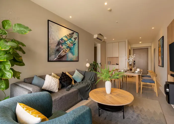 Quiet Luxury Suite With Balcony - City View - Zenity District 1